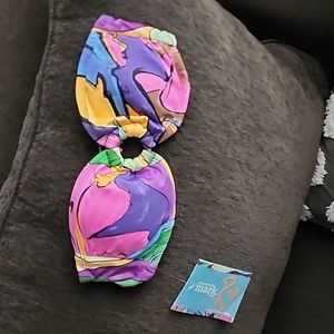 [Item 90]Strapless bathsuit top( Small)